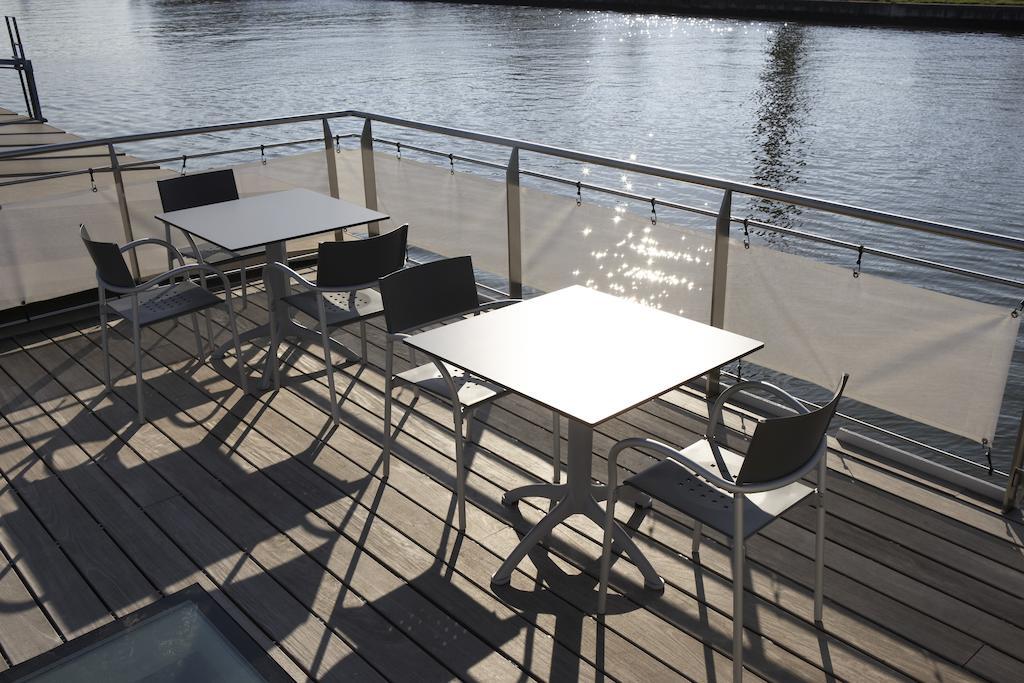 B&B Droomboot Oudenburg Bagian luar foto