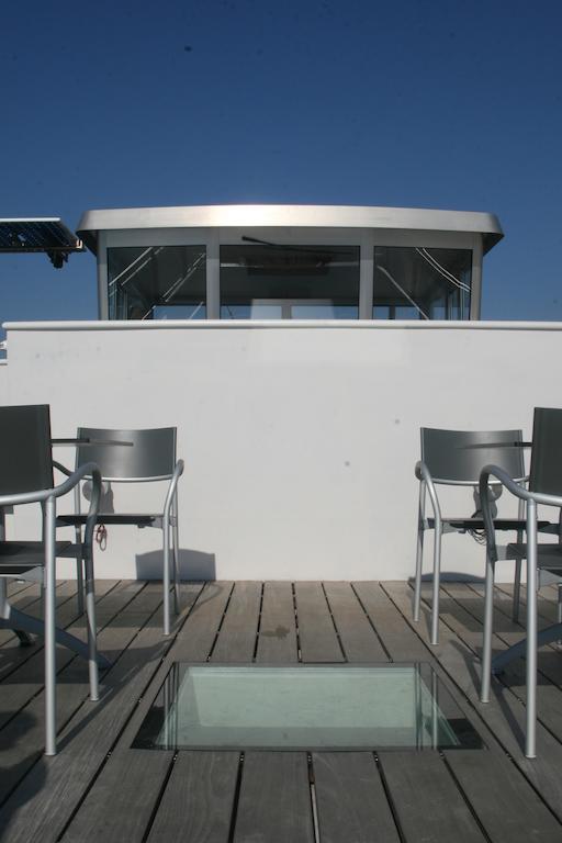 B&B Droomboot Oudenburg Bagian luar foto
